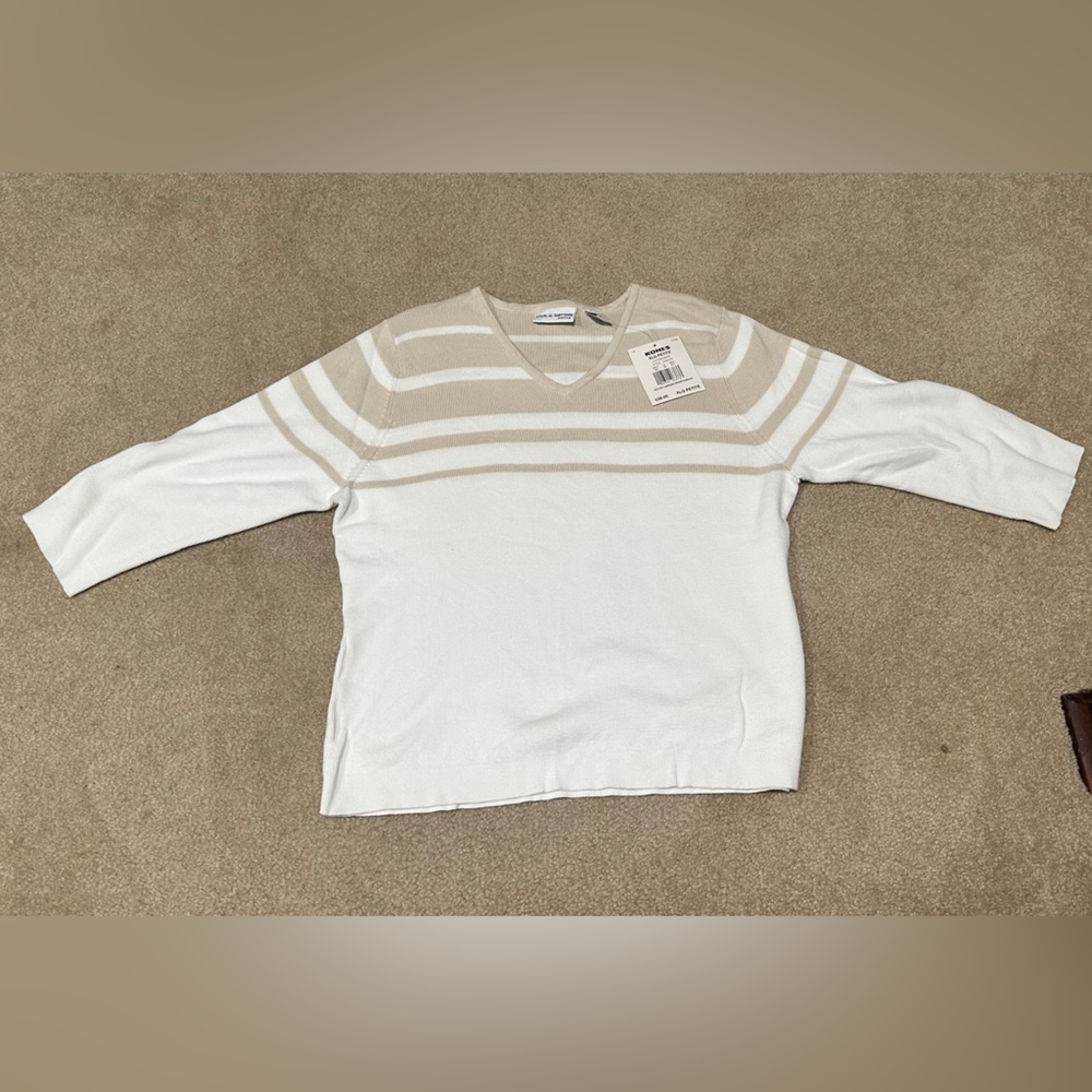 Croft & Barrow V Nexk sweater Brand new with tags